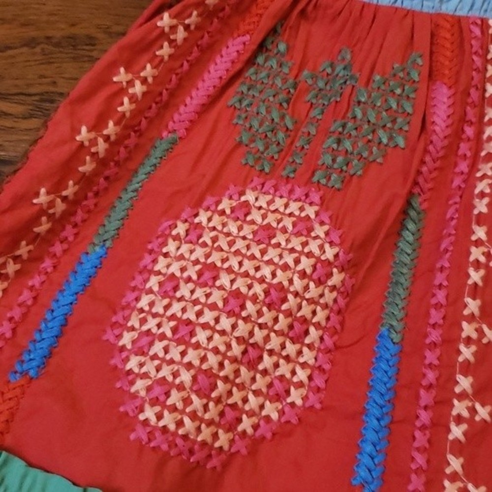 FARM Rio Multicolor Embroidered Dress - Picture 5 of 8